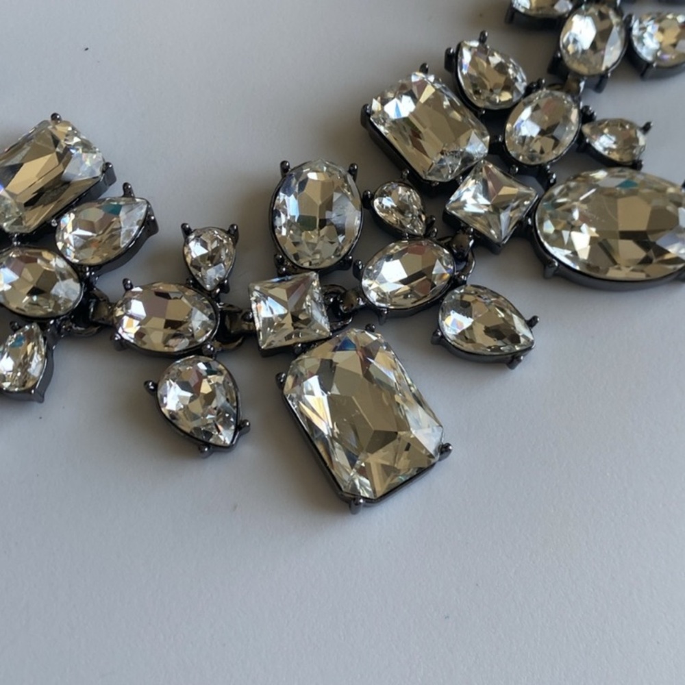 Zara Crystal Necklace - Picture 6 of 9